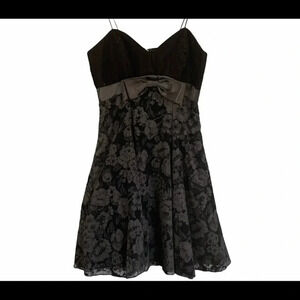 DE-LARU Velvet Floral Waist Bow Formal Dress